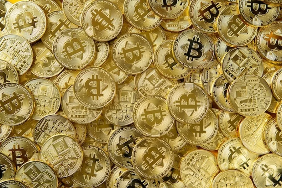 Доминирование внебиржевых сделок с биткоином достигло 82%, Coinbase лидирует среди CEX