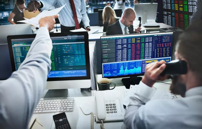 Устойчивость DeFi: Почему, несмотря на эксплойты и отток $13 млрд, сектор продолжает развиваться