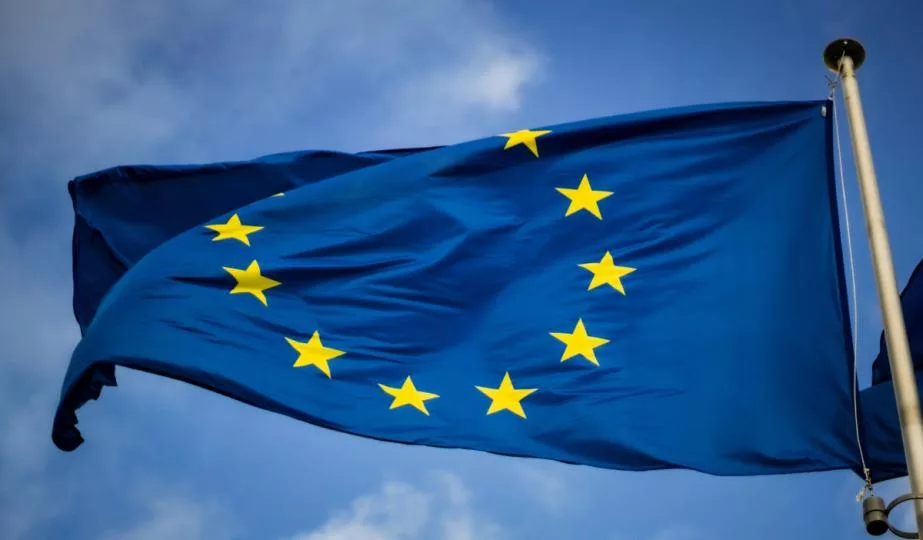 Евро-стейблкоин EURAU выходит на Solana: как это повлияет на рынок