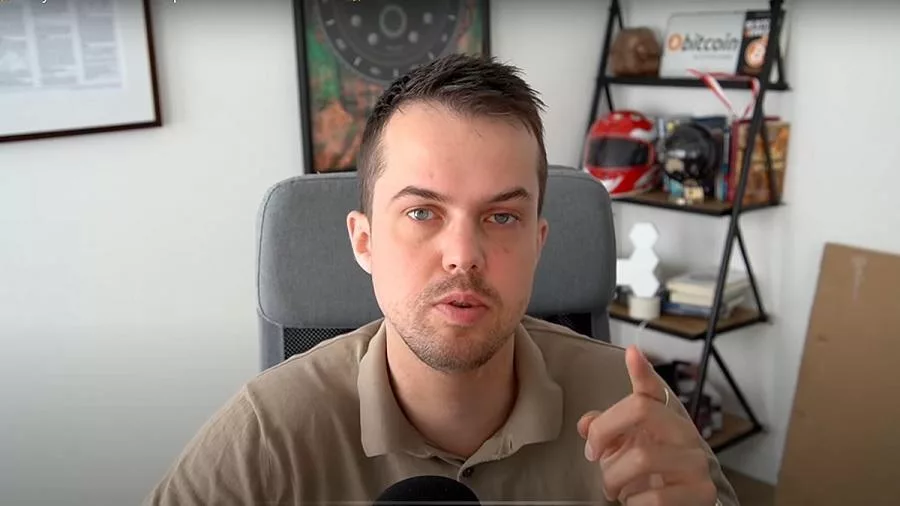 Биткоин рискует упасть до $65 000: аналитик назвал критический рубеж