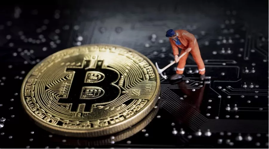 Майнеры не верят в дно биткоина: что показывают данные CryptoQuant